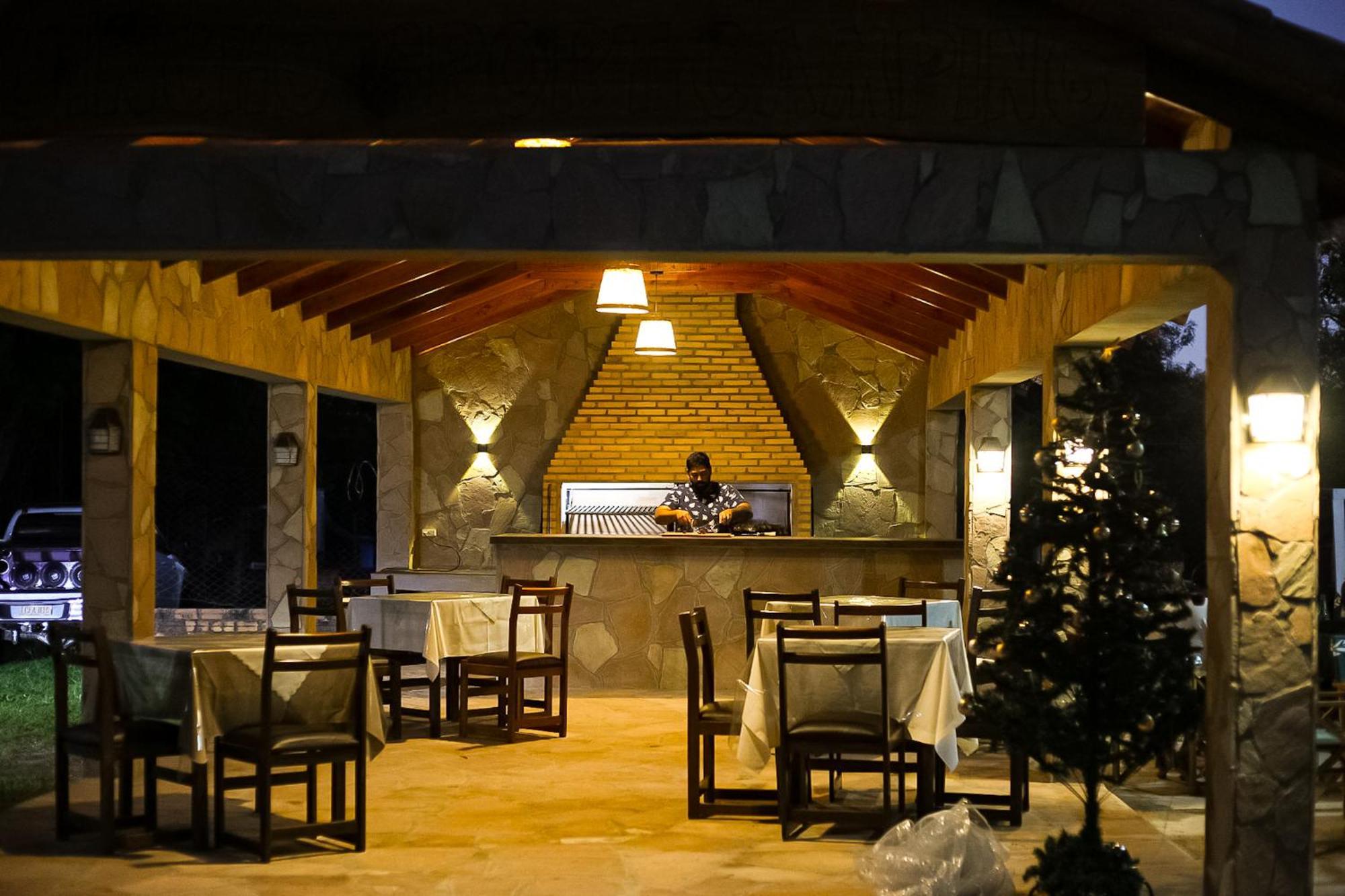 Hotel Sport Camping Independencia Dış mekan fotoğraf